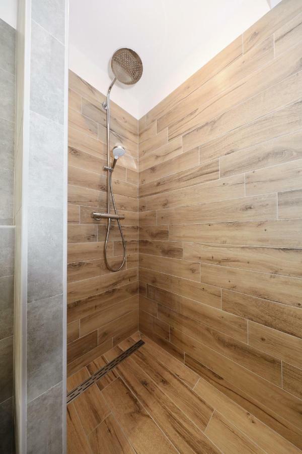 Marta Apartament *